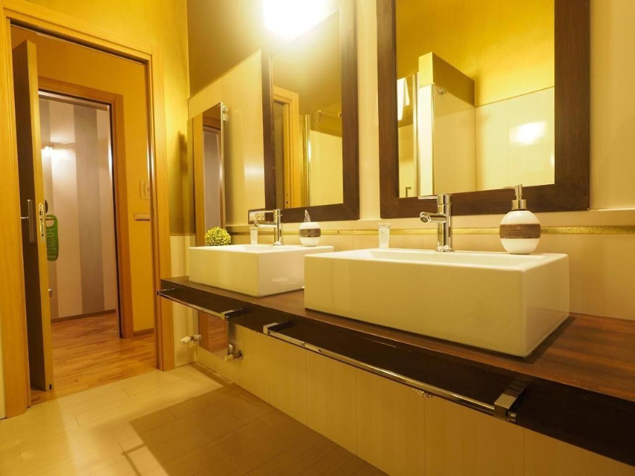 House Borgia Aparthotel Rome Bagian luar foto
