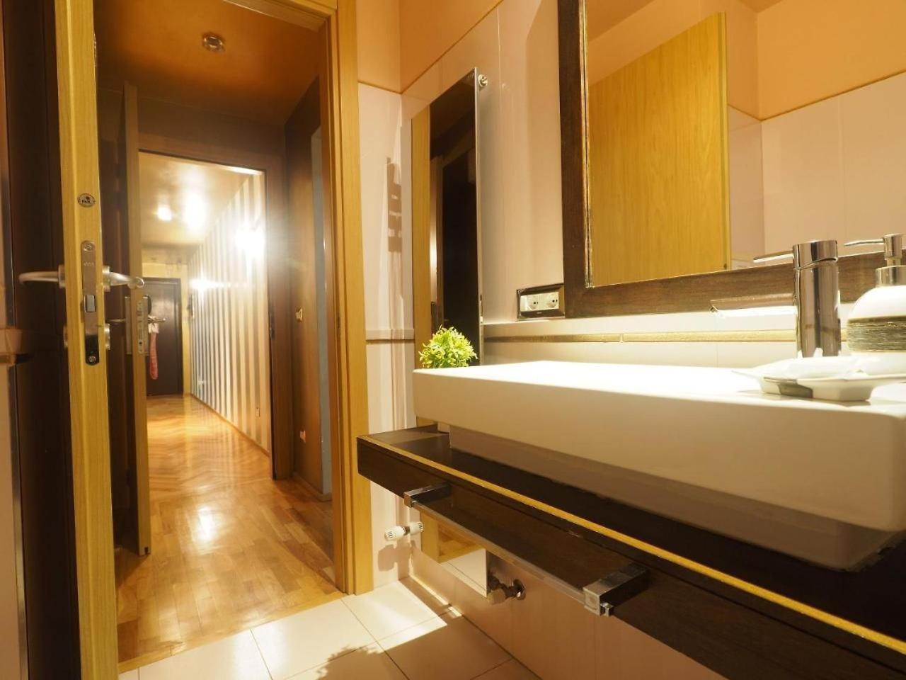 House Borgia Aparthotel Rome Bagian luar foto